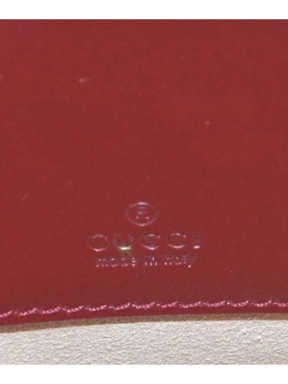 ★SOLD★ Gucci Handbag Red - Picture 4 of 10
